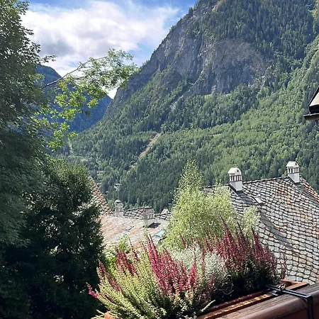 La Petite Di Amelie - Aux Pieds Du Mont Blanc *